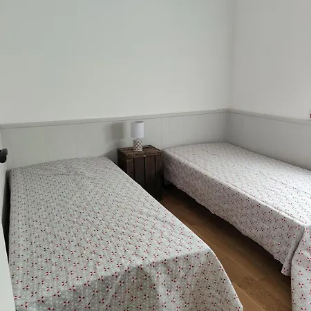 Rez De Chausee Avec Exterieur Privatif, 4km Apartament *
